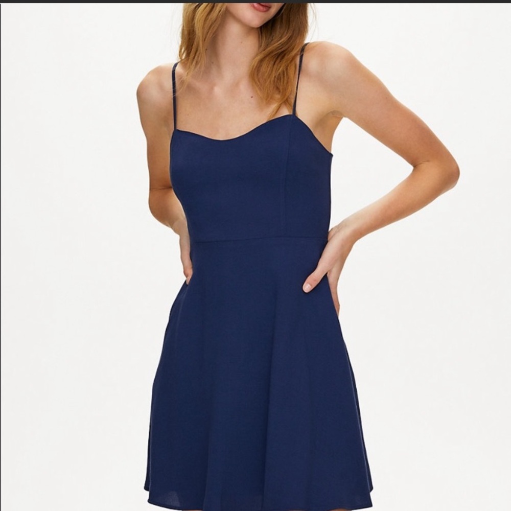 NEVER WORN Aritzia Dress